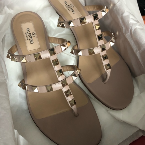 NWT VALENTINO ROCKSTUD SANDALS - Picture 4 of 6